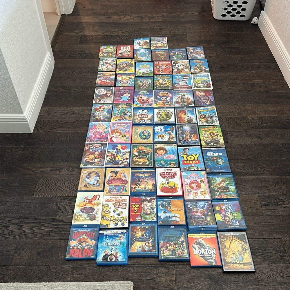huge kids, movies Blu-ray DVD lot 62 movies